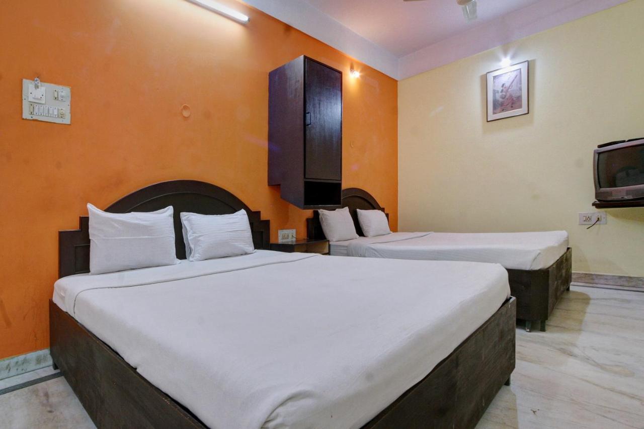 Spot On Radha Krishna Deluxe Lodge Near Cubbon Park Бангалор Екстериор снимка